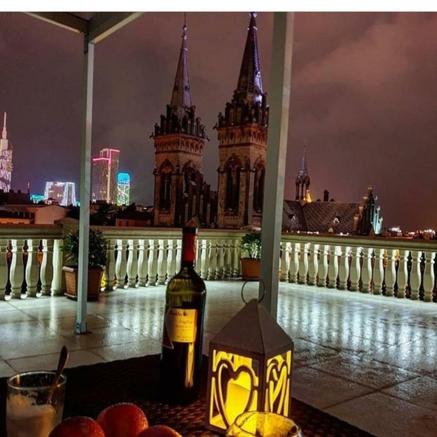 Sunrise Apartment Батуми Экстерьер фото